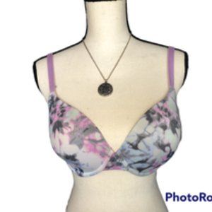 PINK Victoria's Secret Wear Everywhere Bra